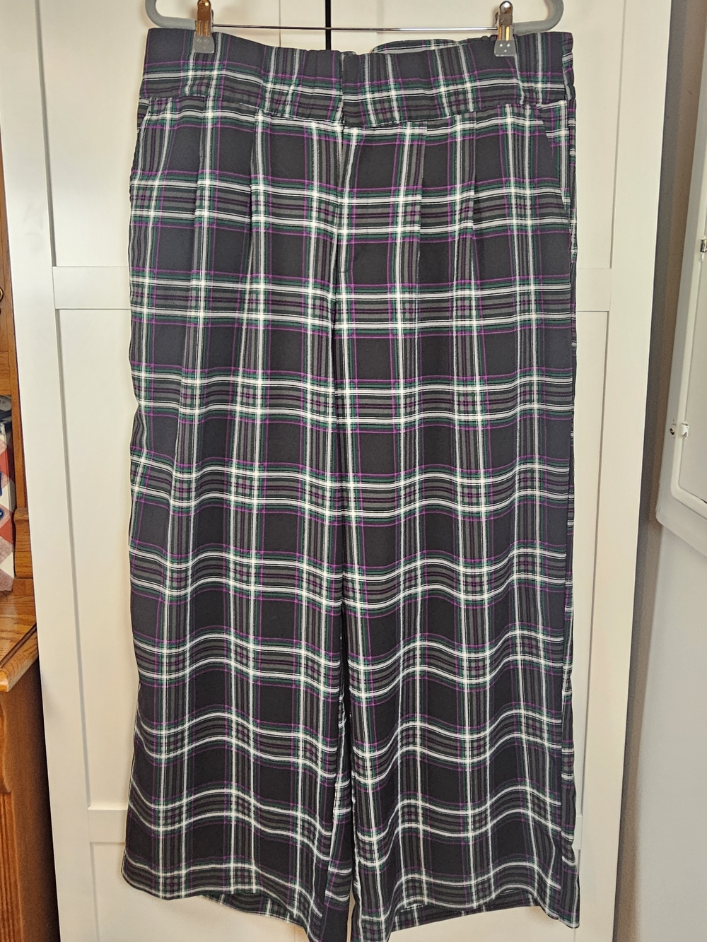 Torrid Plaid Wide Leg Pants Size 20 Green Purple Black Tartan Trouser Elastic